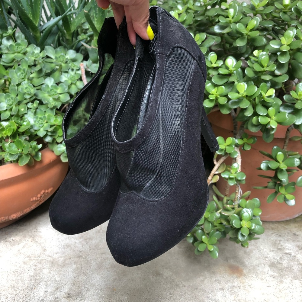 Heeled boots